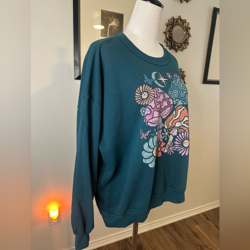 Live Outside Mushroom & Flower Sweatshirt 🌼 - Picture 2 of 6